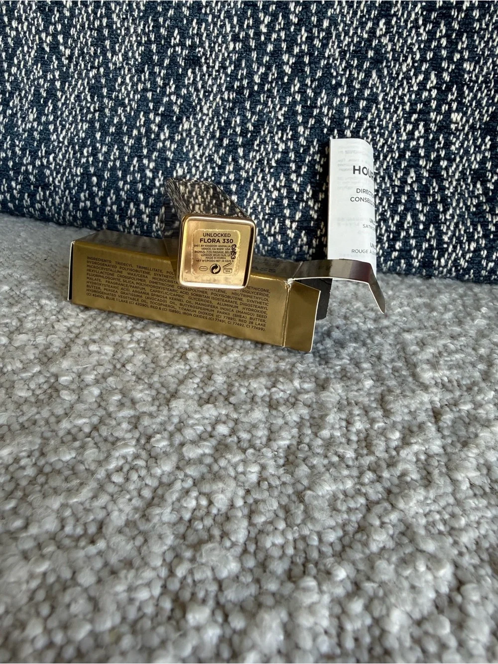 Hourglass Unlocked Satin Crème Lipstick ~Flora 330 Berry Rose